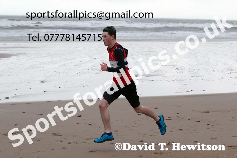The 2021 Blyth Sands Race, December 5th. Photo: David T. Hewitson/Sports for All Pics